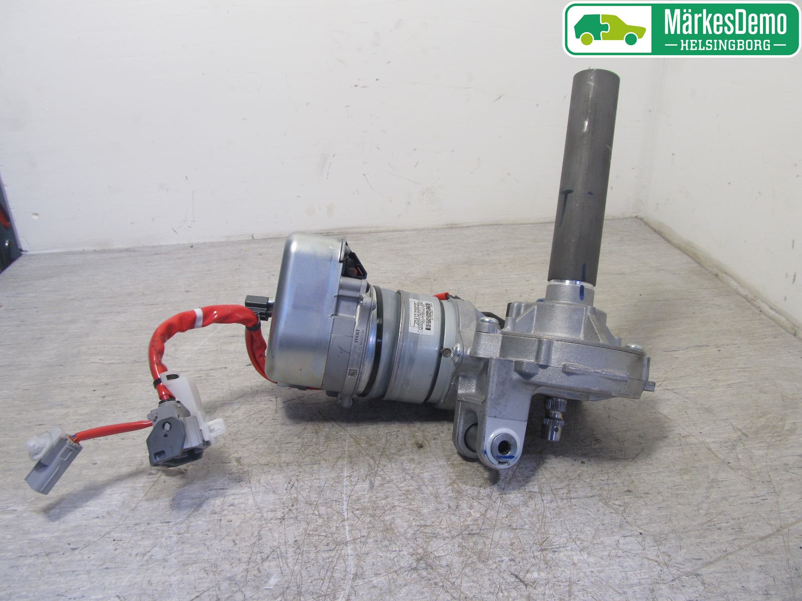 Toyota AURIS 13-19 Rattakselaggregat Innebygd Servo