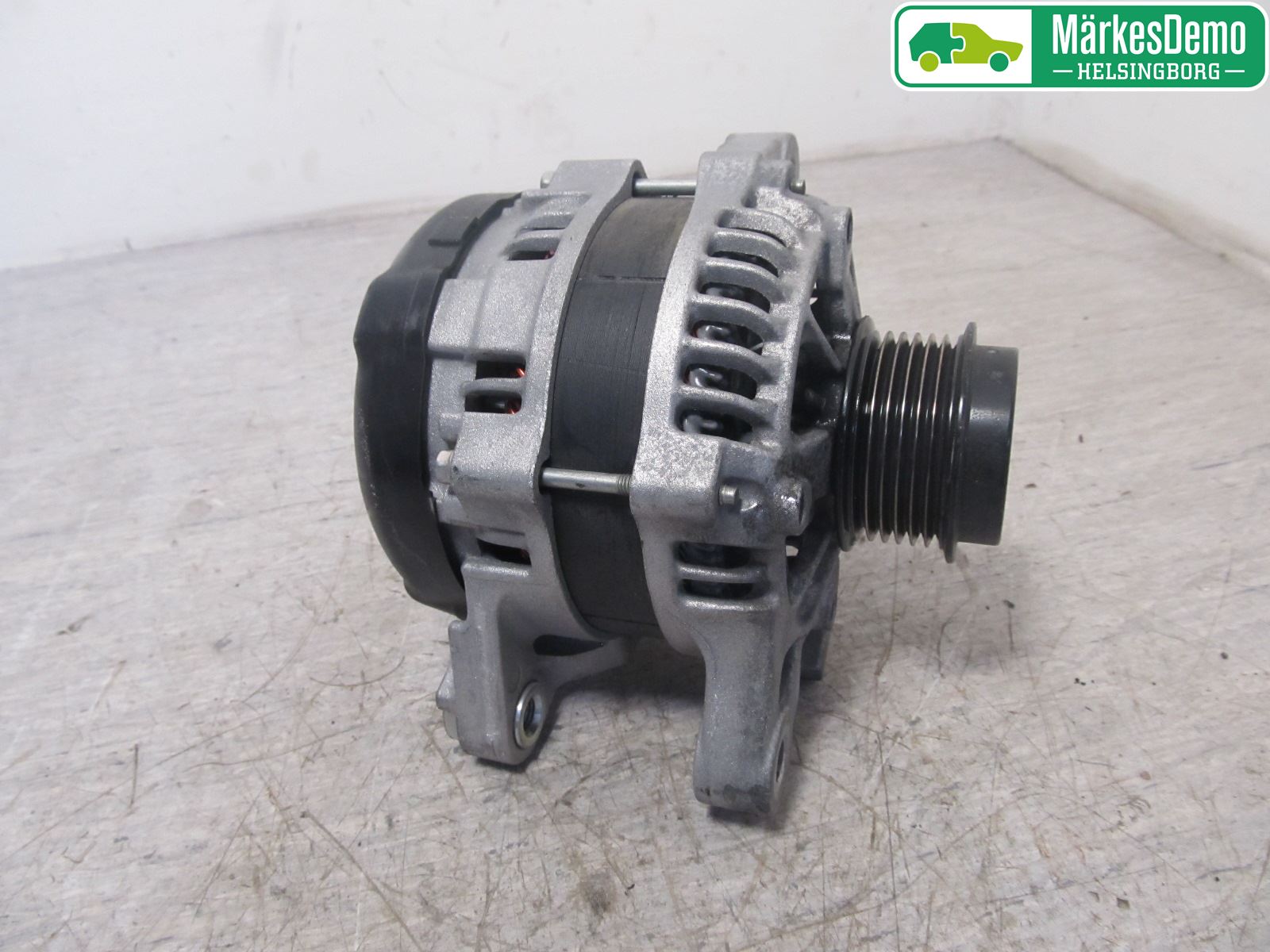 Toyota AURIS 13-19 Dynamo