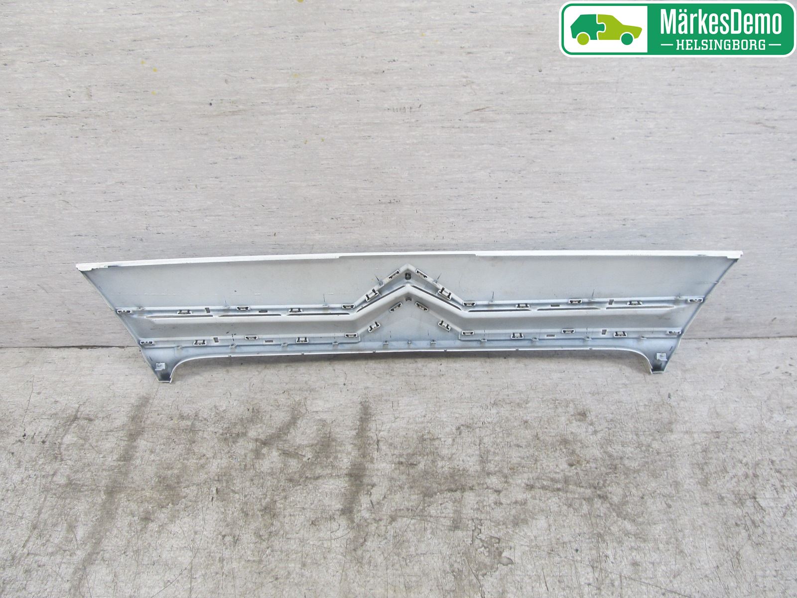 Citroen JUMPY 07-16 Grill Komplett