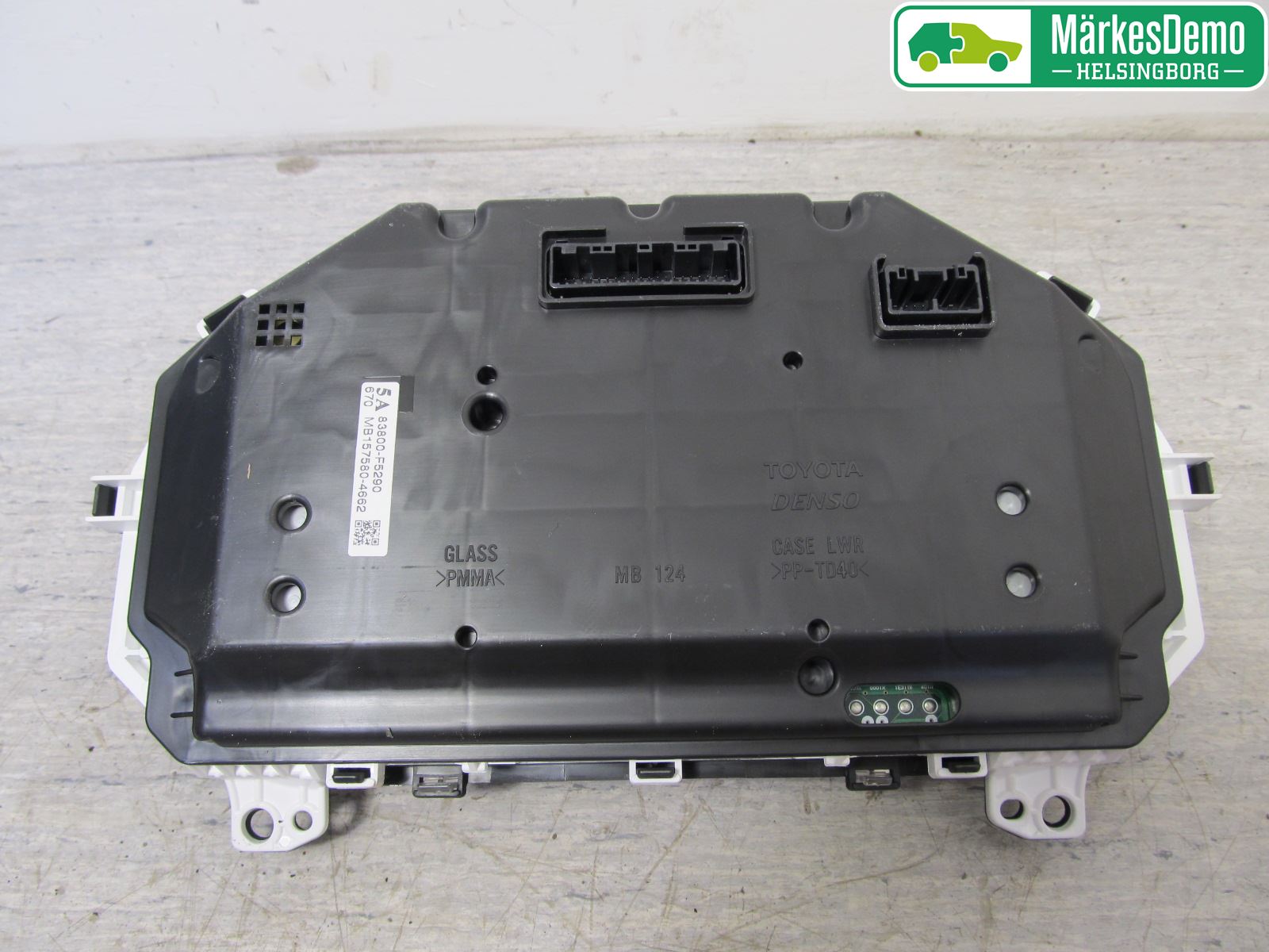 Toyota YARIS XP130 15-20 Instr Kombinert