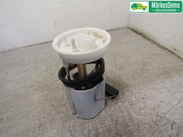 Volkswagen VW POLO 10-17 Drivstoffpumpe Fødepumpe El
