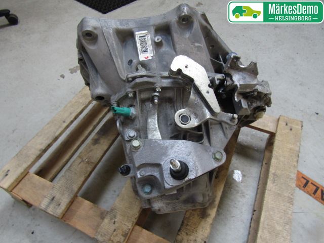 Nissan QASHQAI 10-14 Gearkasse 6 Trinn