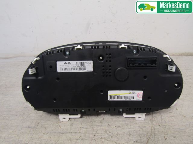 Nissan QASHQAI 10-14 Instr Kombinert