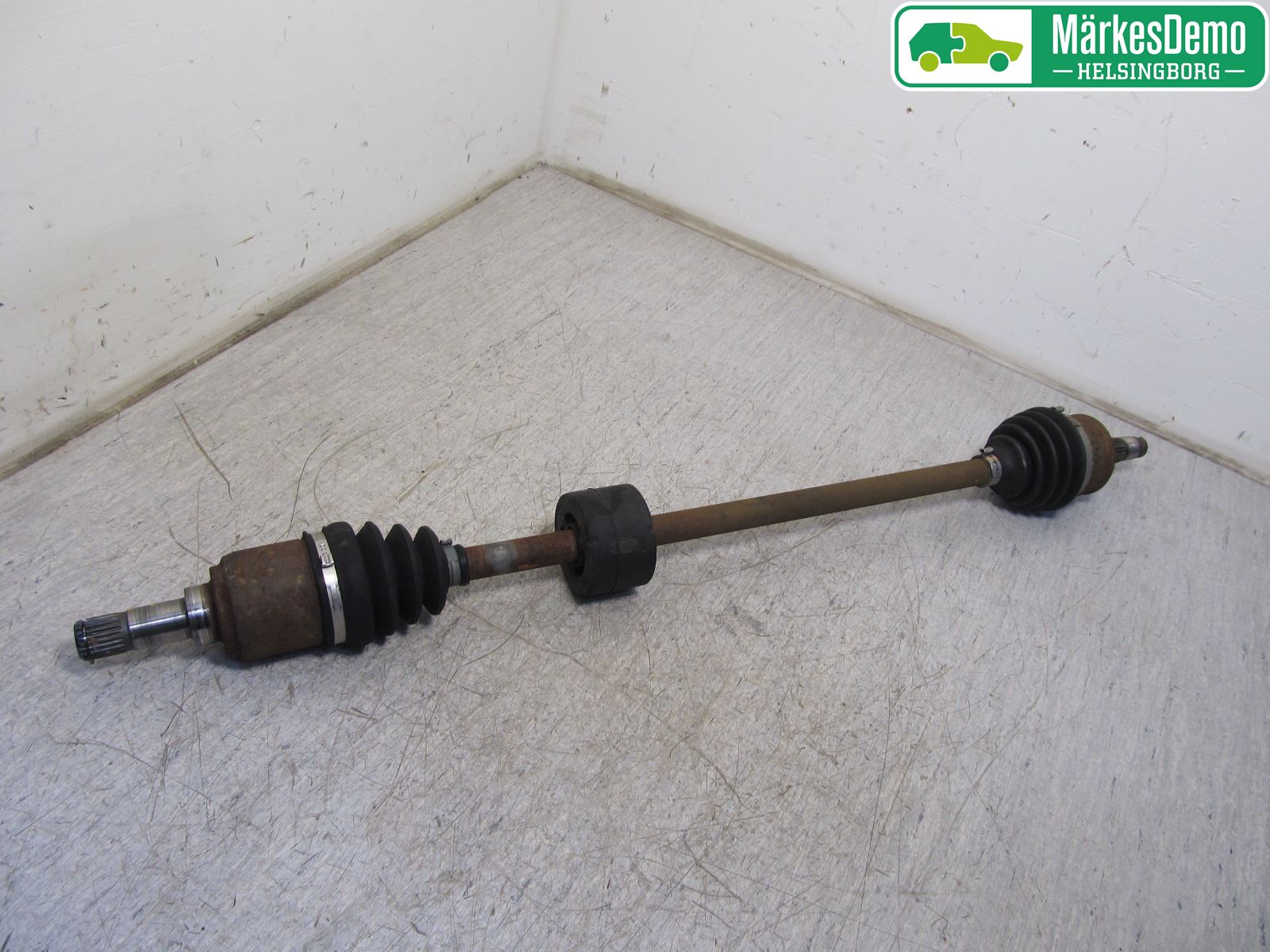 Ford KA 09-16 Drivaksel Foran Kompl Høyre