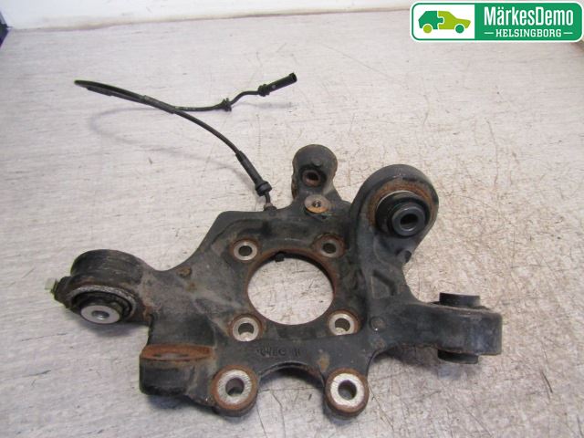 BMW X4 F26 14-18 Spindel Hb