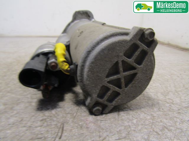 Volkswagen VW AMAROK 2H 10-22 Startmotor Diesel
