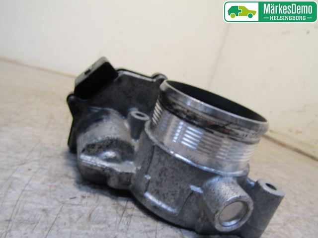Volkswagen VW AMAROK 2H 10-22 Inns Spjeldhus