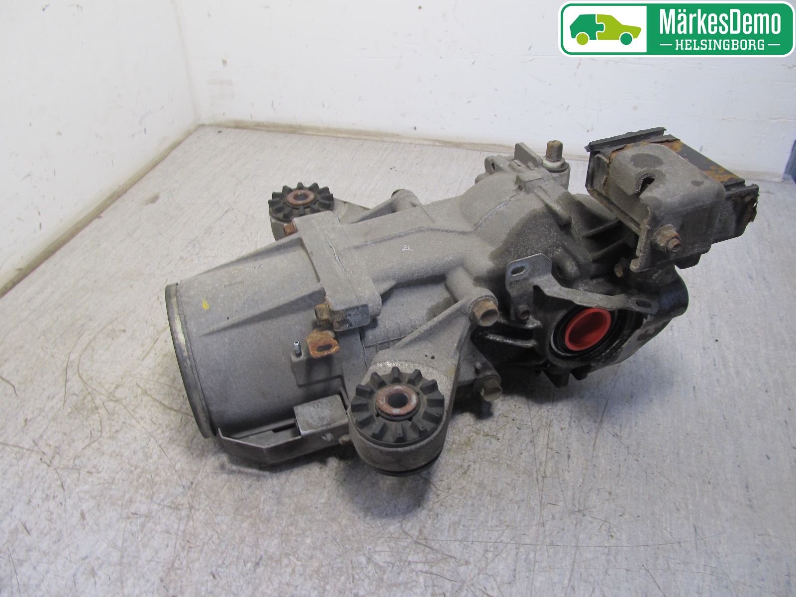 Mitsubishi OUTLANDER 13-21 Bakaksel Kardang Bak -Diff