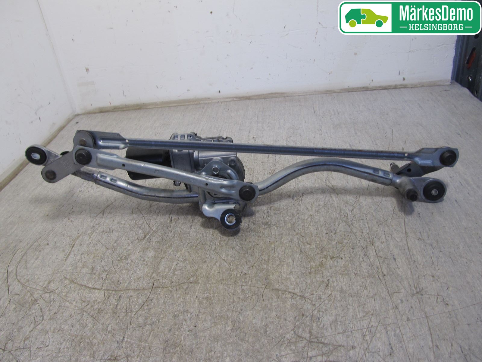 Audi A4 12-15 Viskermotor Frontrute