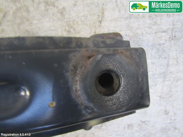 Seat IBIZA IV 08-16 Støtfanger Foran Bjelke