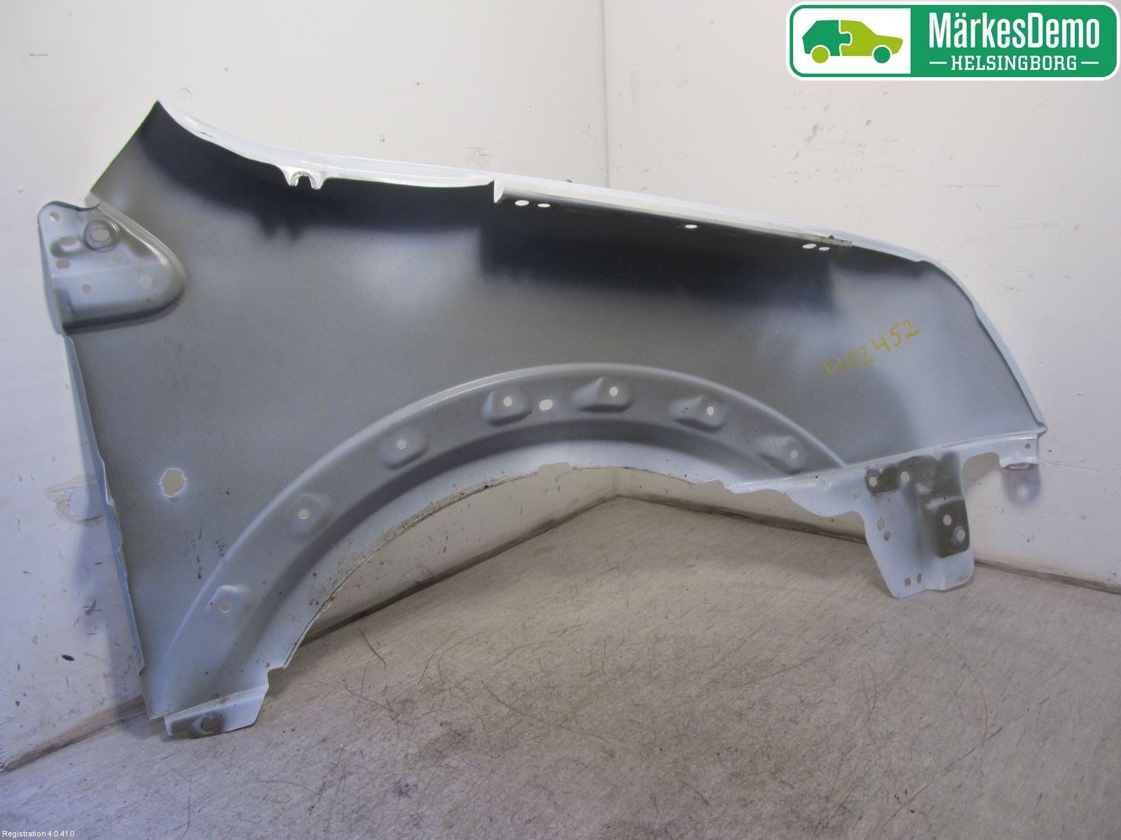 Ford TRANSIT CONNECT 09-13 Skjerm Foran Venstre