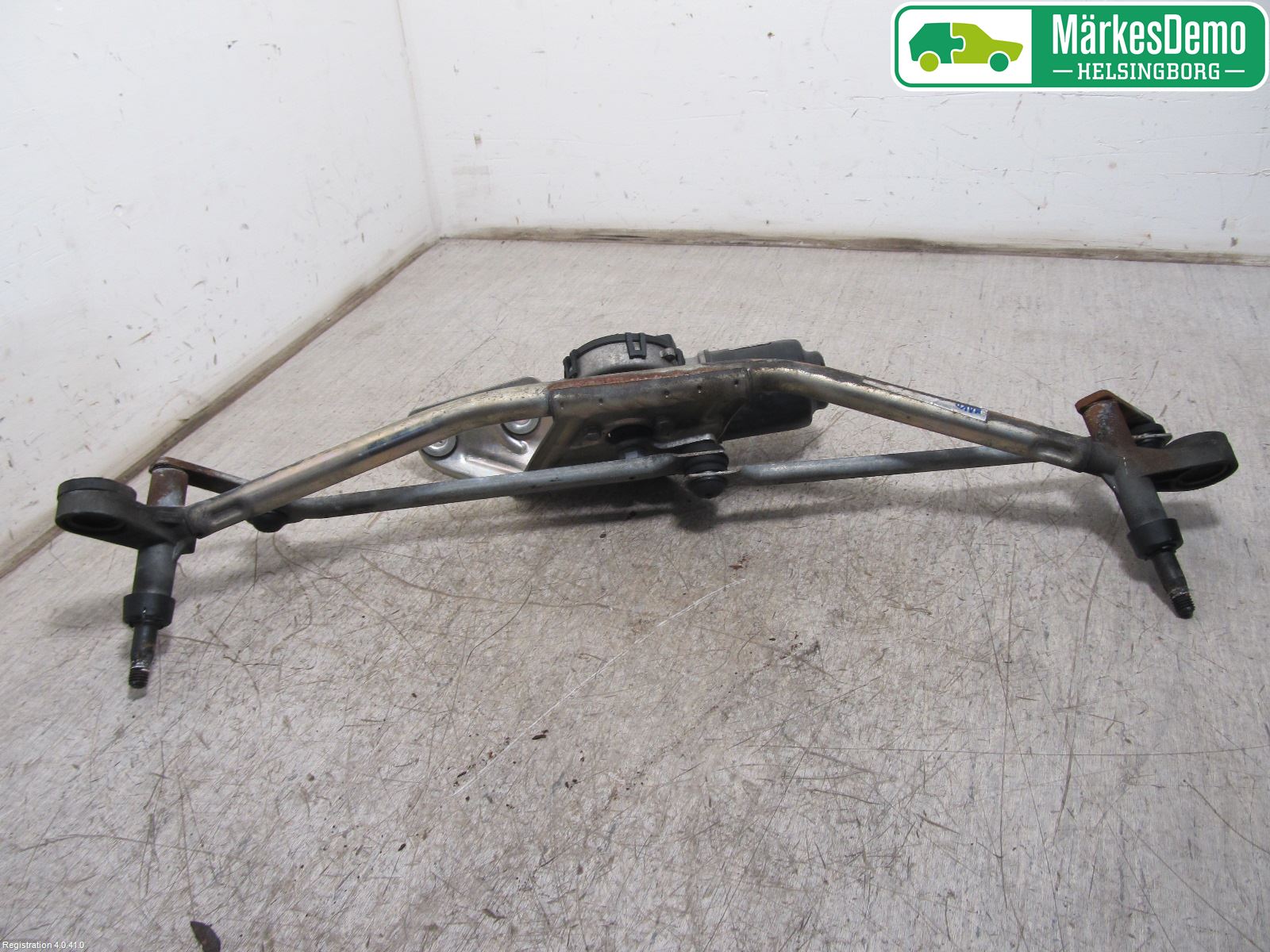 Ford TRANSIT CONNECT 09-13 Viskermotor Frontrute
