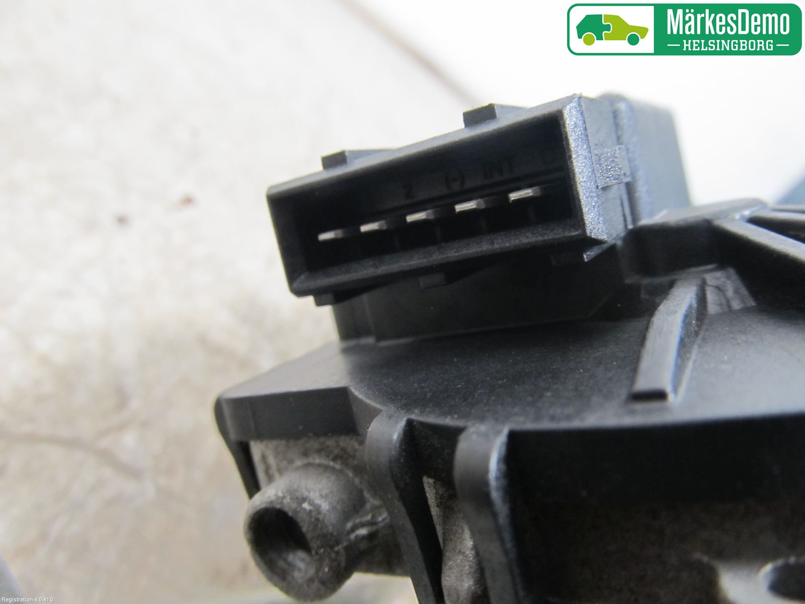 Ford TRANSIT CONNECT 09-13 Viskermotor Frontrute