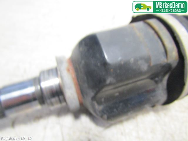 Toyota AURIS 07-09 Drivaksel Foran Kompl Venstre