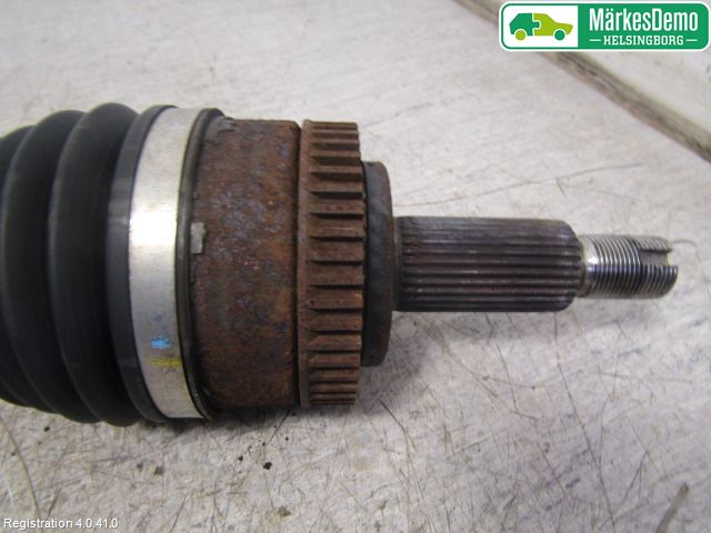 Kia SPORTAGE (SL) 11-15 Drivaksel Foran Kompl Venstre