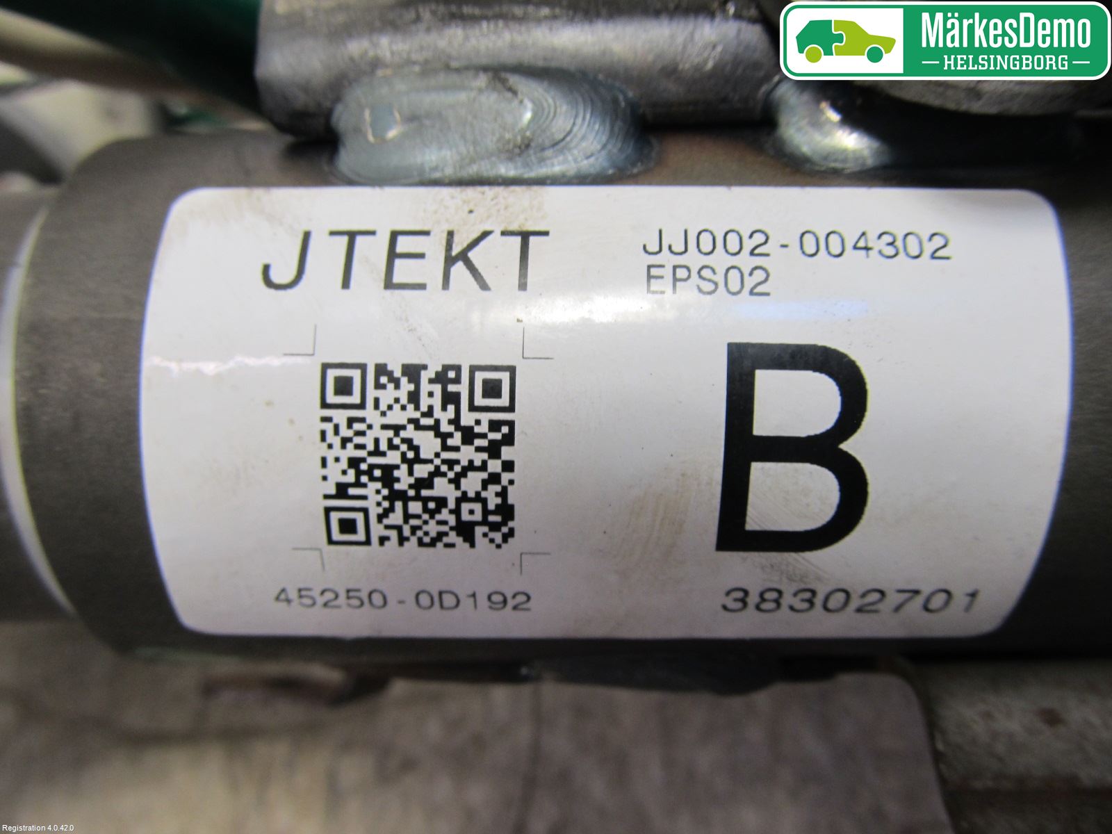 Toyota YARIS XP130 12-14 Rattakselaggregat Innebygd Servo