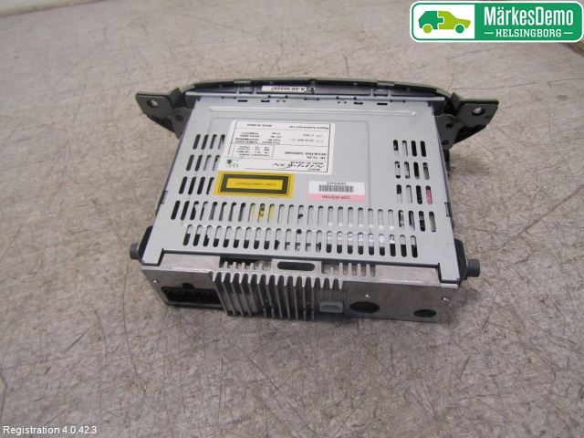Suzuki ALTO 79-14 Stereo Radio Med Cd