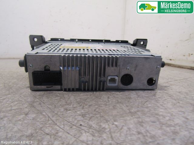 Suzuki ALTO 79-14 Stereo Radio Med Cd