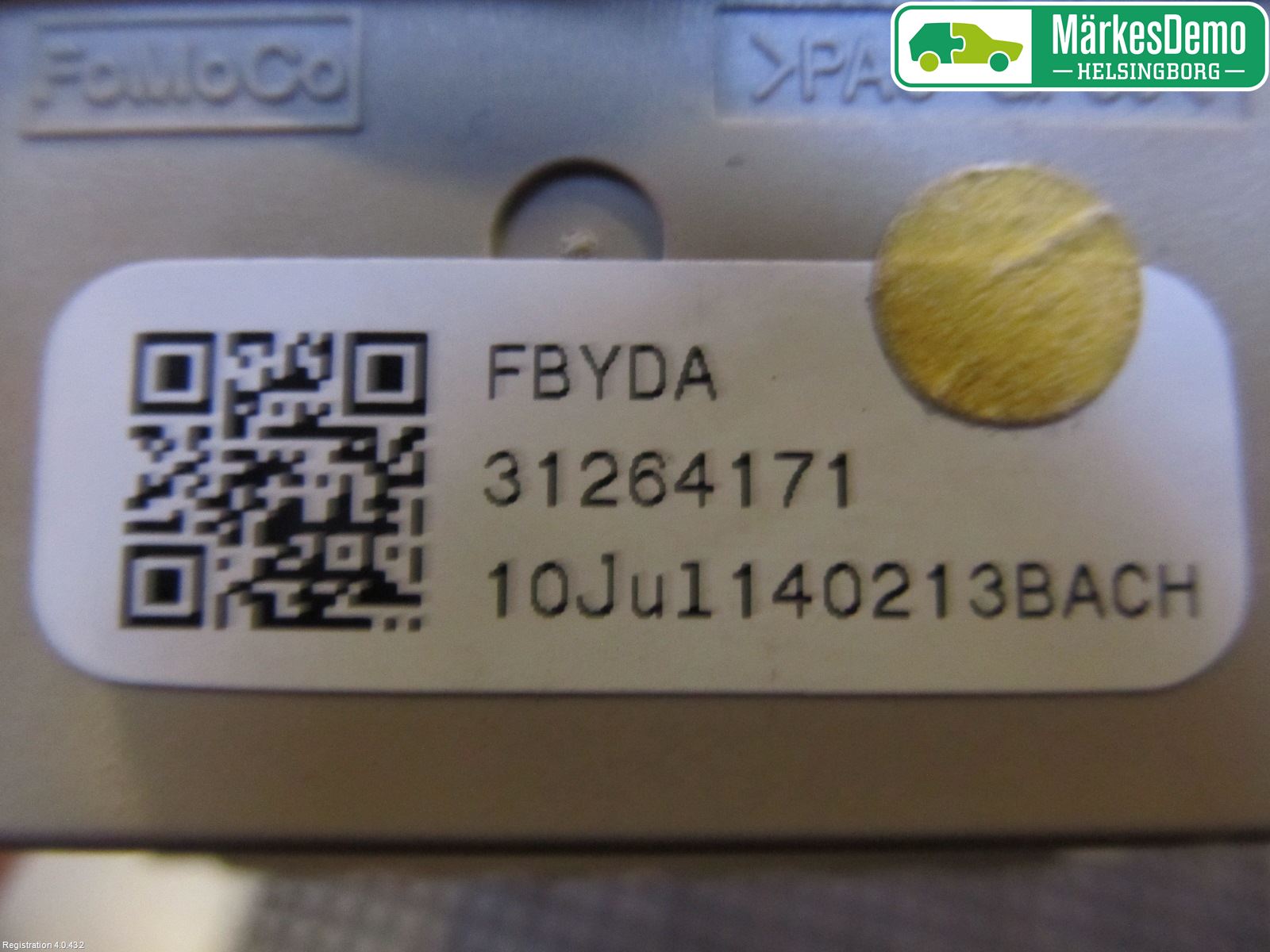 Volvo XC70 08-13 Bryter Ratt Visker - Spyler