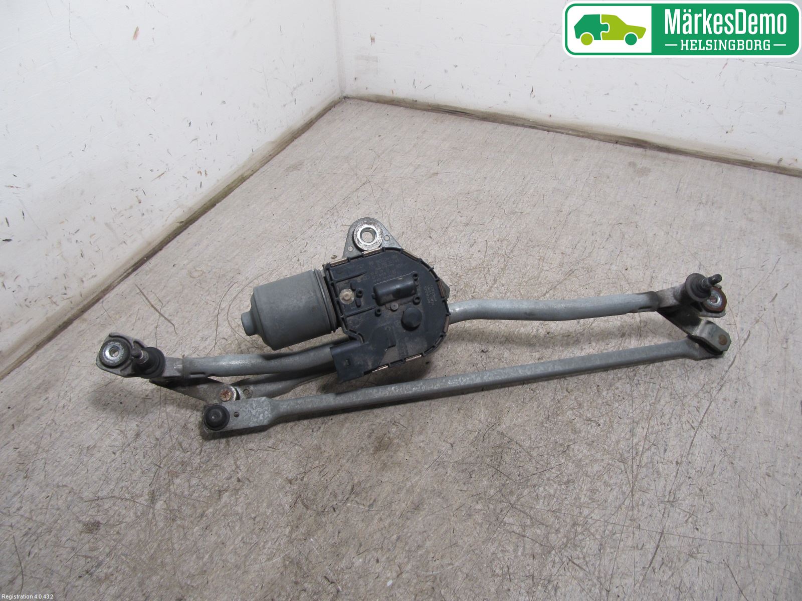 Audi A6/S6     05-11 Viskermotor Frontrute