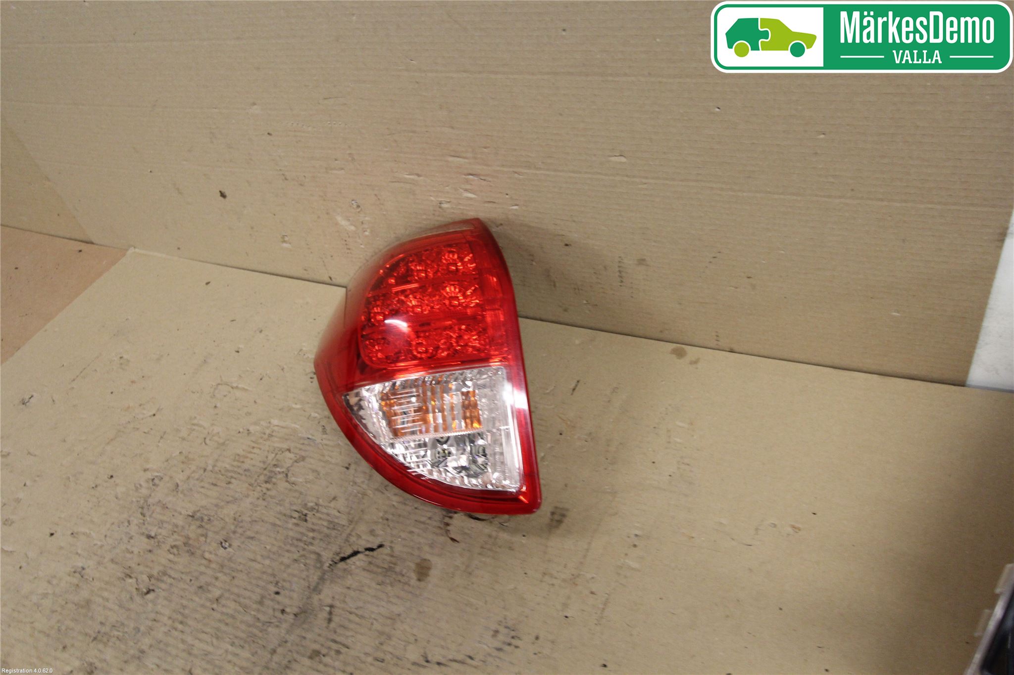 Toyota RAV 4 06-12 Baklykt Venstre