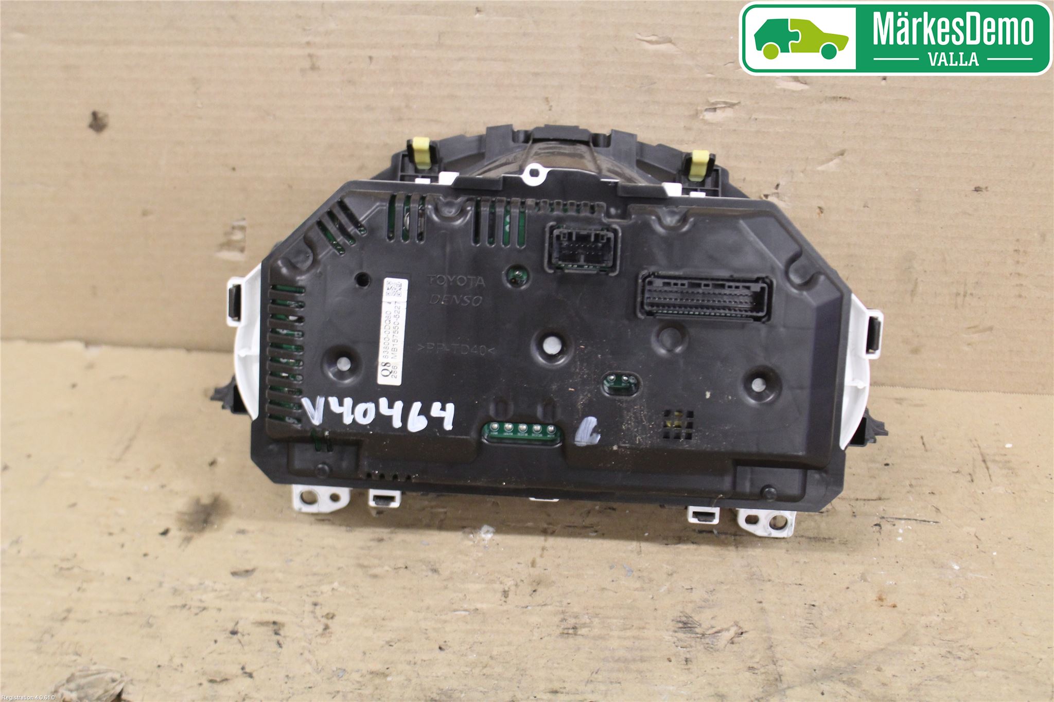 Toyota YARIS XP130 12-14 Instr Kombinert
