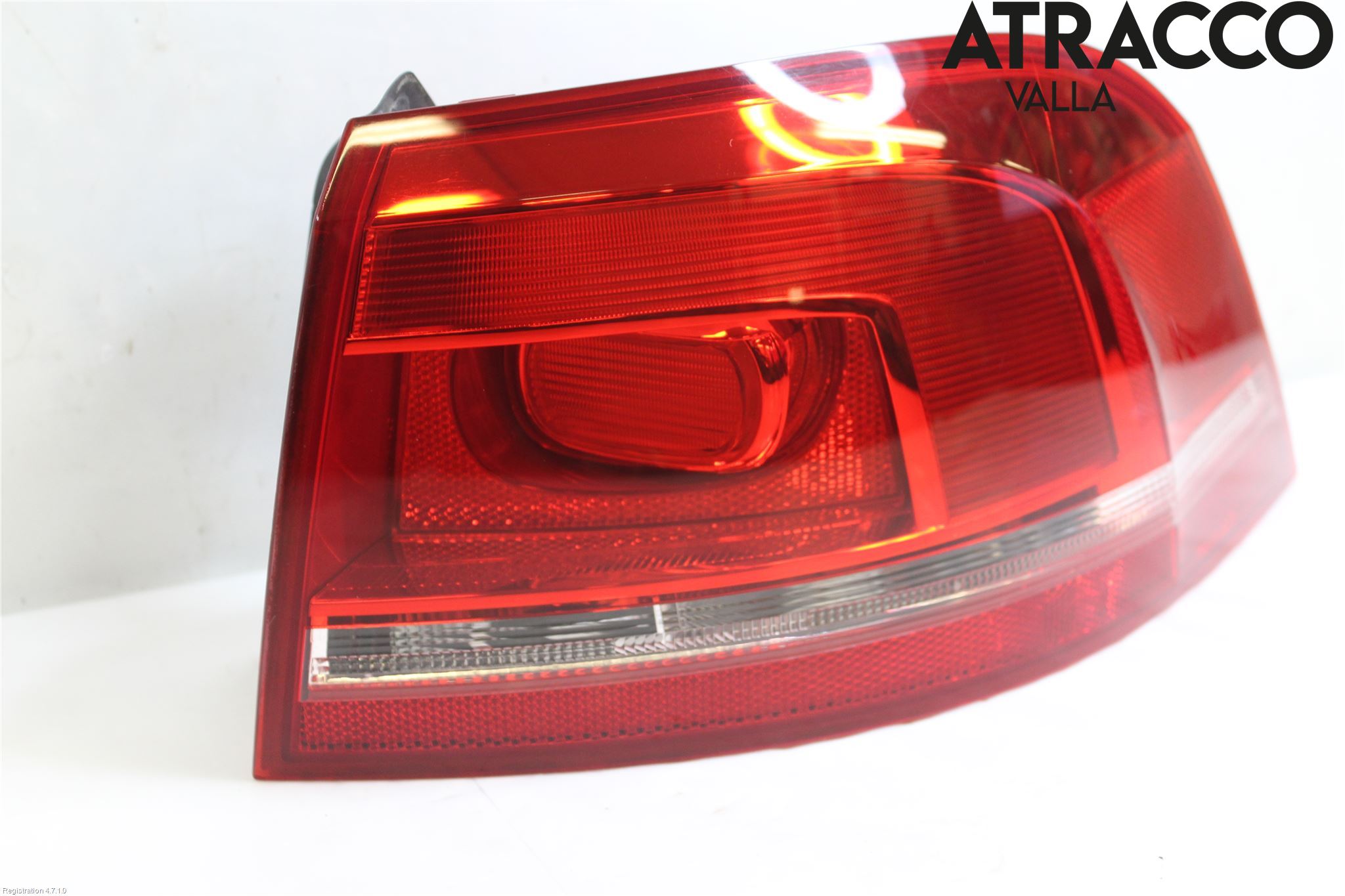 Volkswagen VW PASSAT 11-14 Baklykt Høyre
