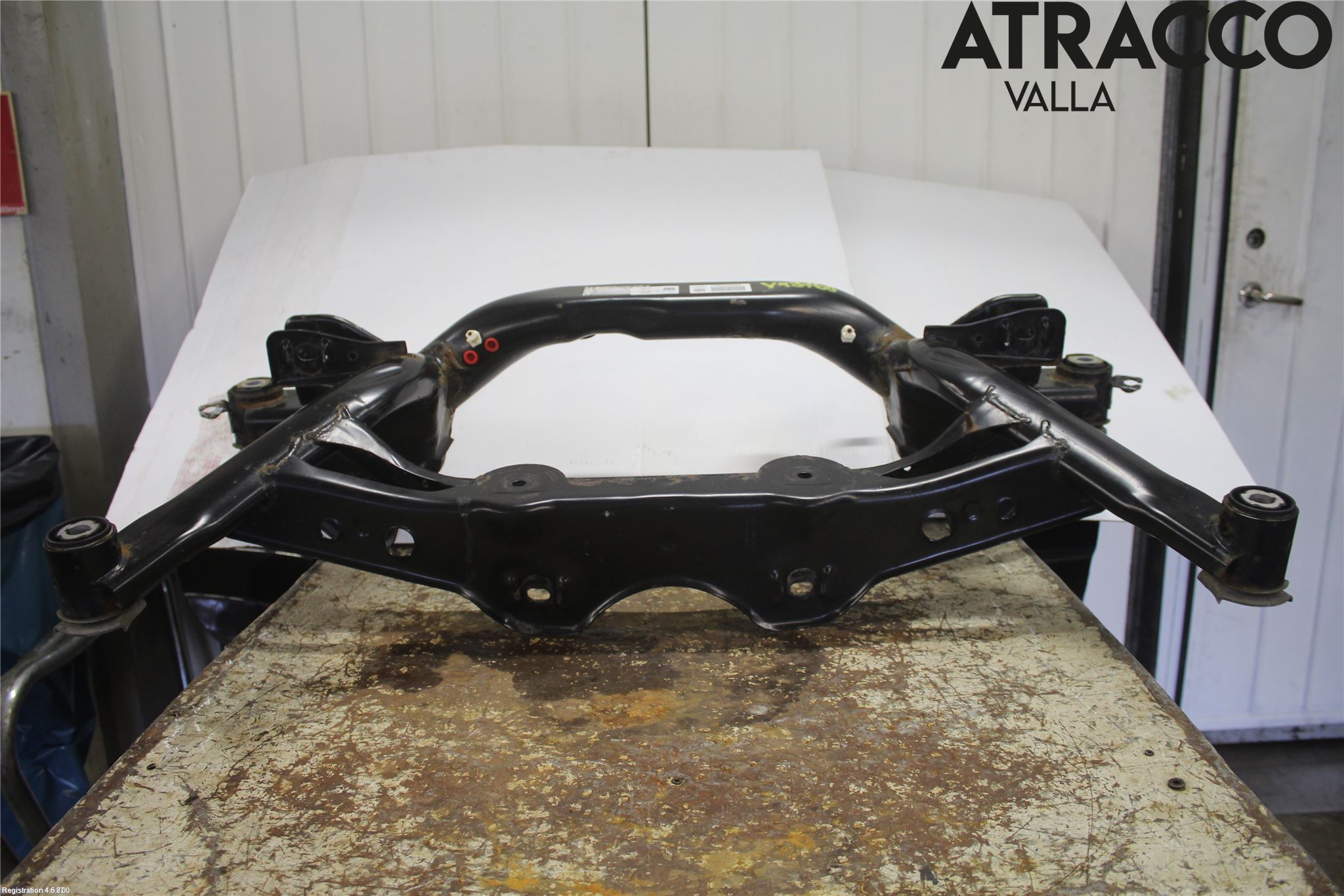 Volkswagen VW TIGUAN 16-24 Bakaksel Feste Travers-Ramme
