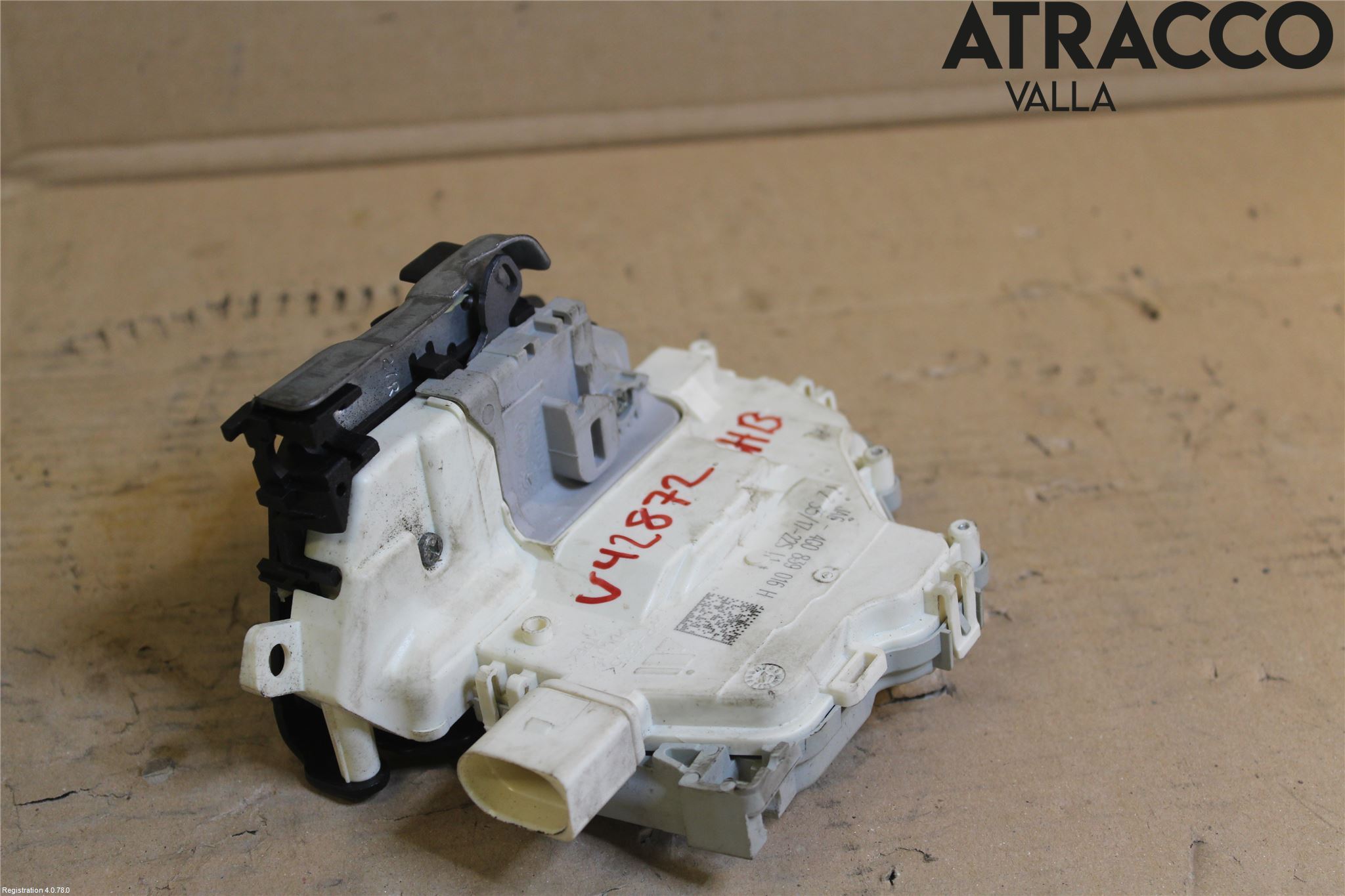Audi A4/S4 B9 16-19 Dørlås - Låsekasse