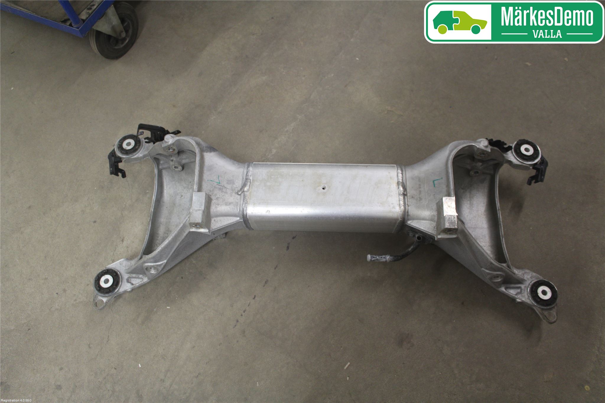 Peugeot 508 11-18 Bakaksel Feste Travers-Ramme