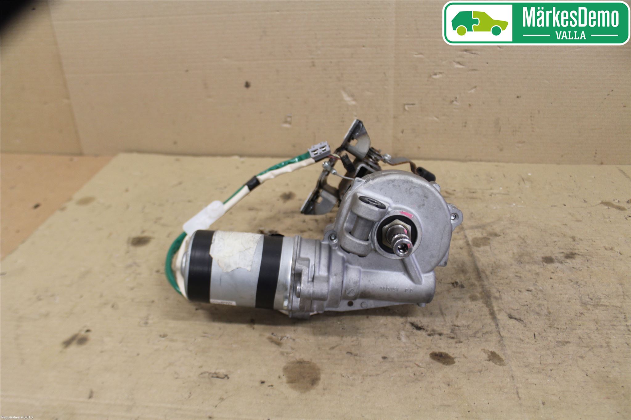 Toyota YARIS XP130 12-14 Rattakselaggregat Innebygd Servo