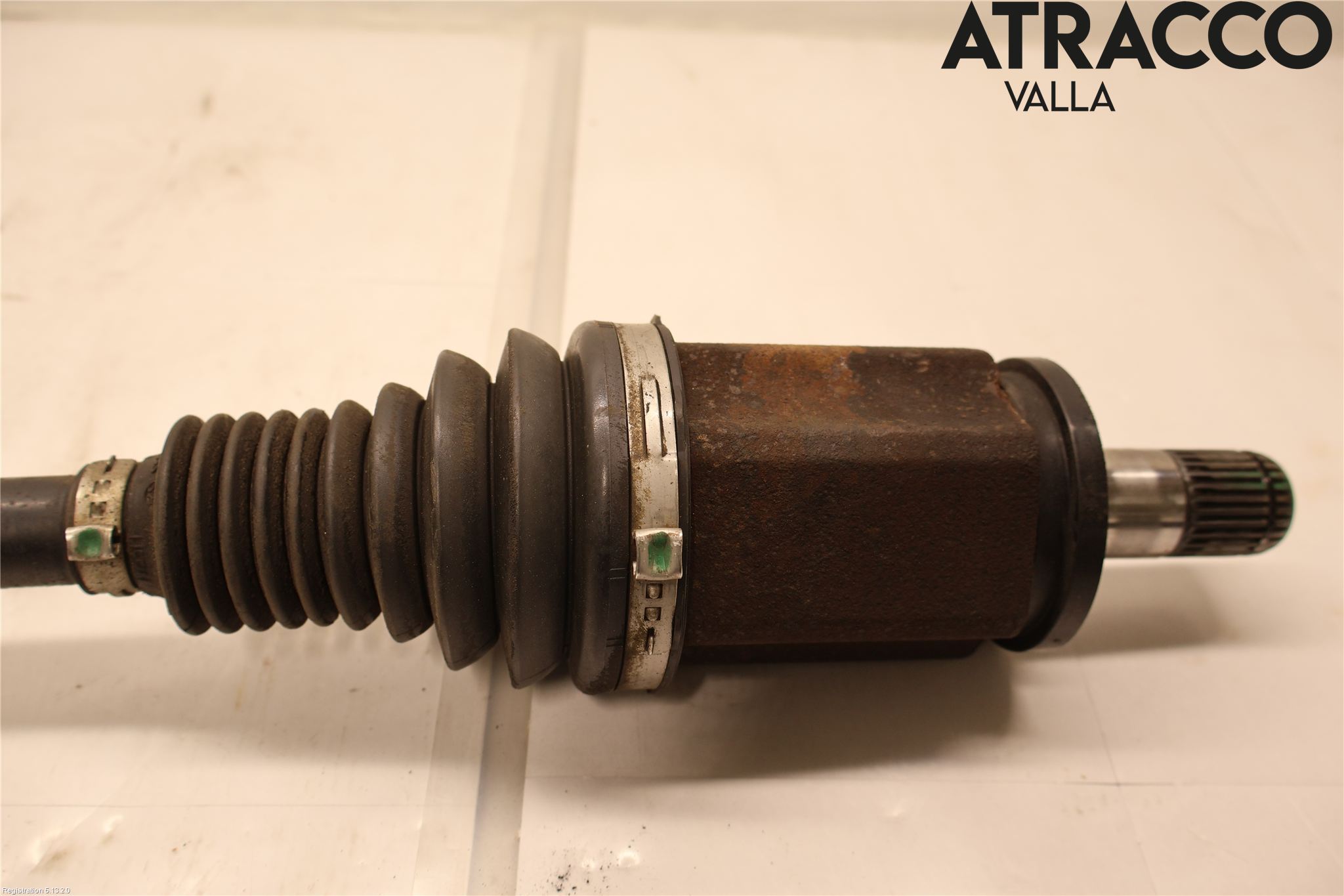 BMW 3 F30/F31/F80 12-19 Drivaksel Foran Kompl Venstre