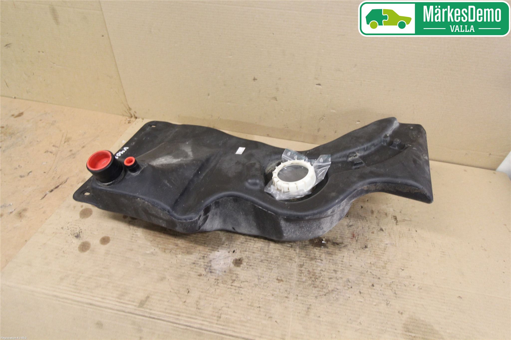 Mopedbil Aixam AIXAM CROSSLINE Drivstofftank