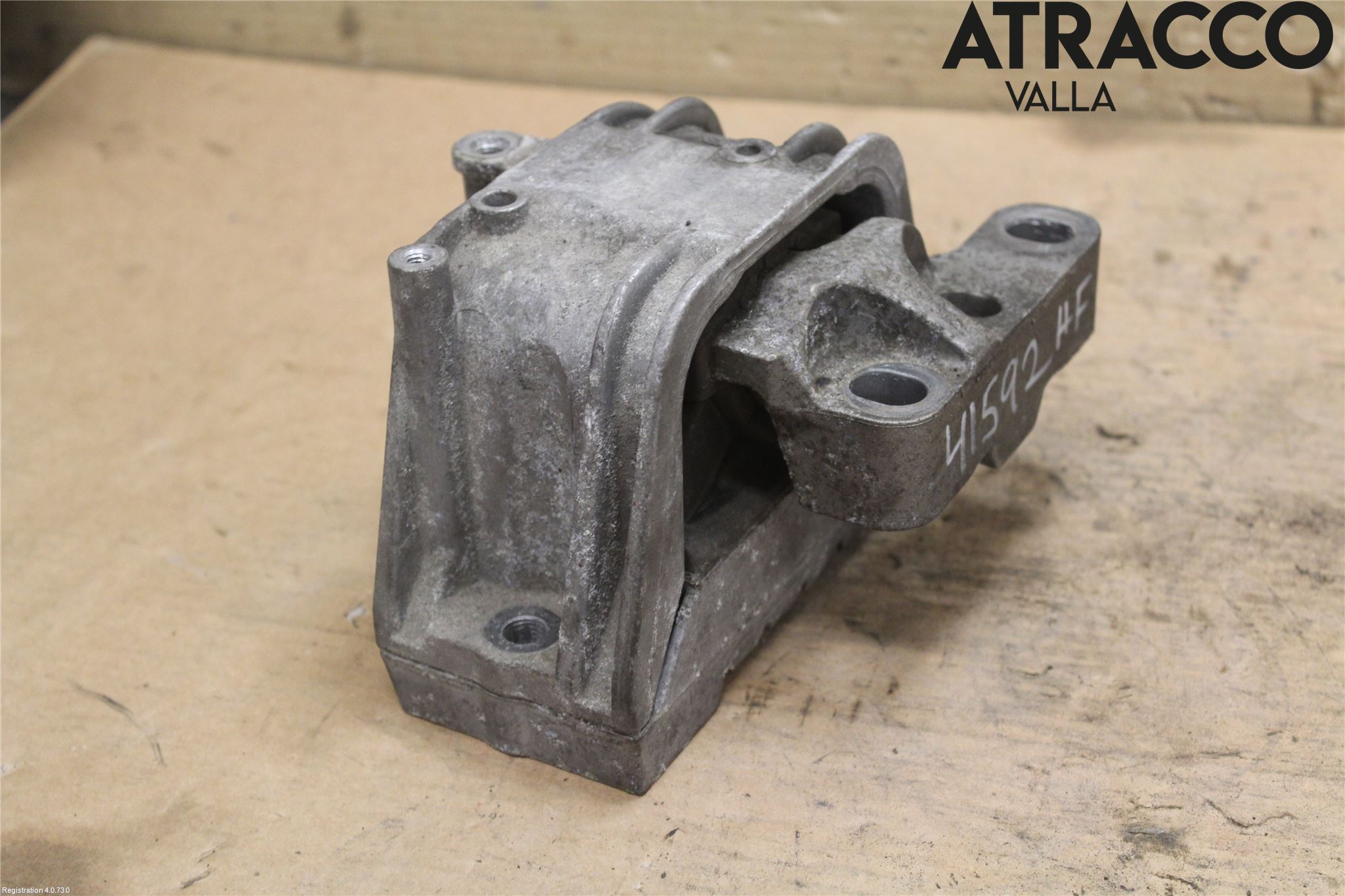 Volkswagen VW PASSAT 05-11 Motor Feste Gummi