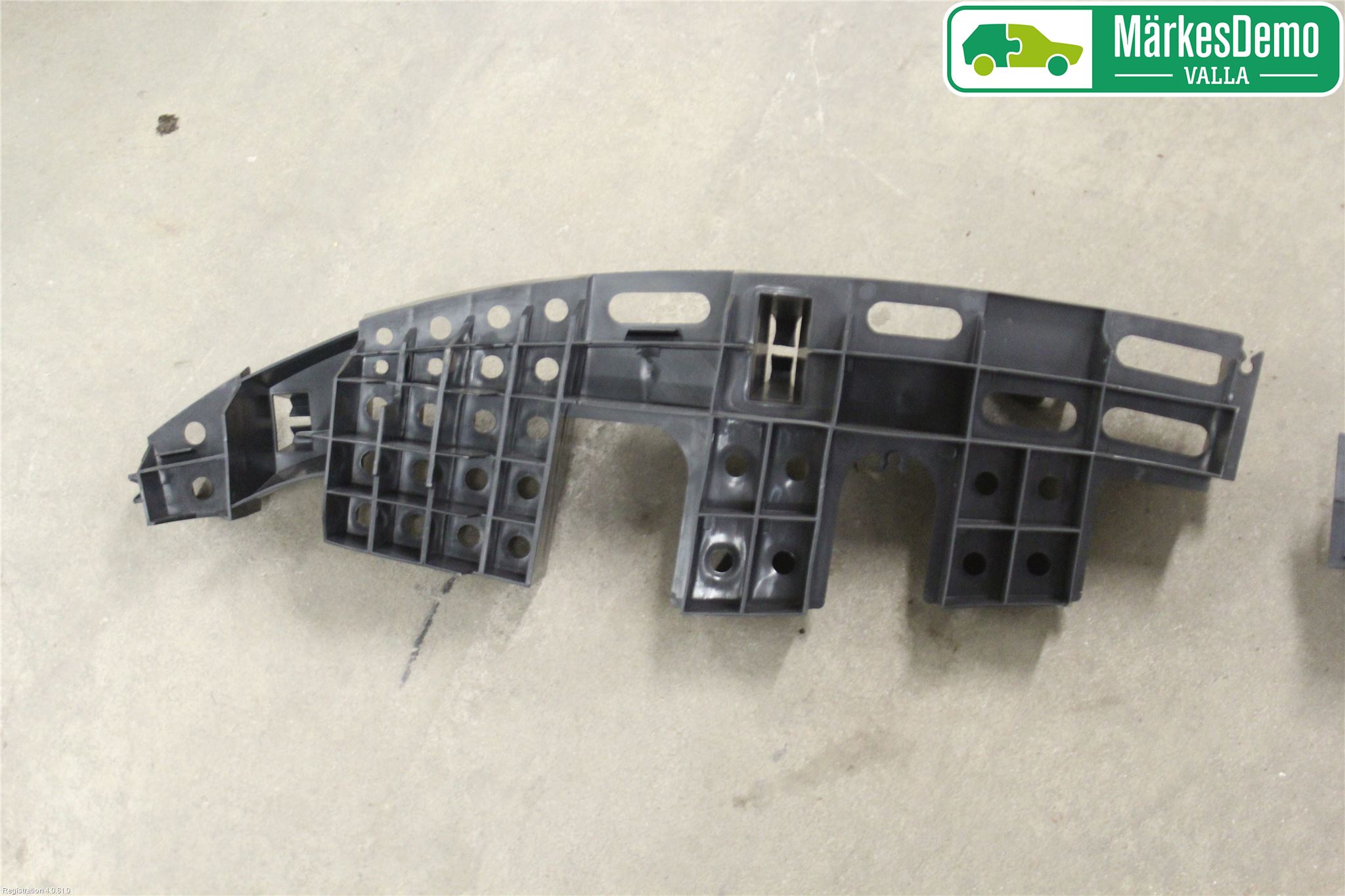 Renault LAGUNA III 08-10 Støtfanger Bak Deform Element