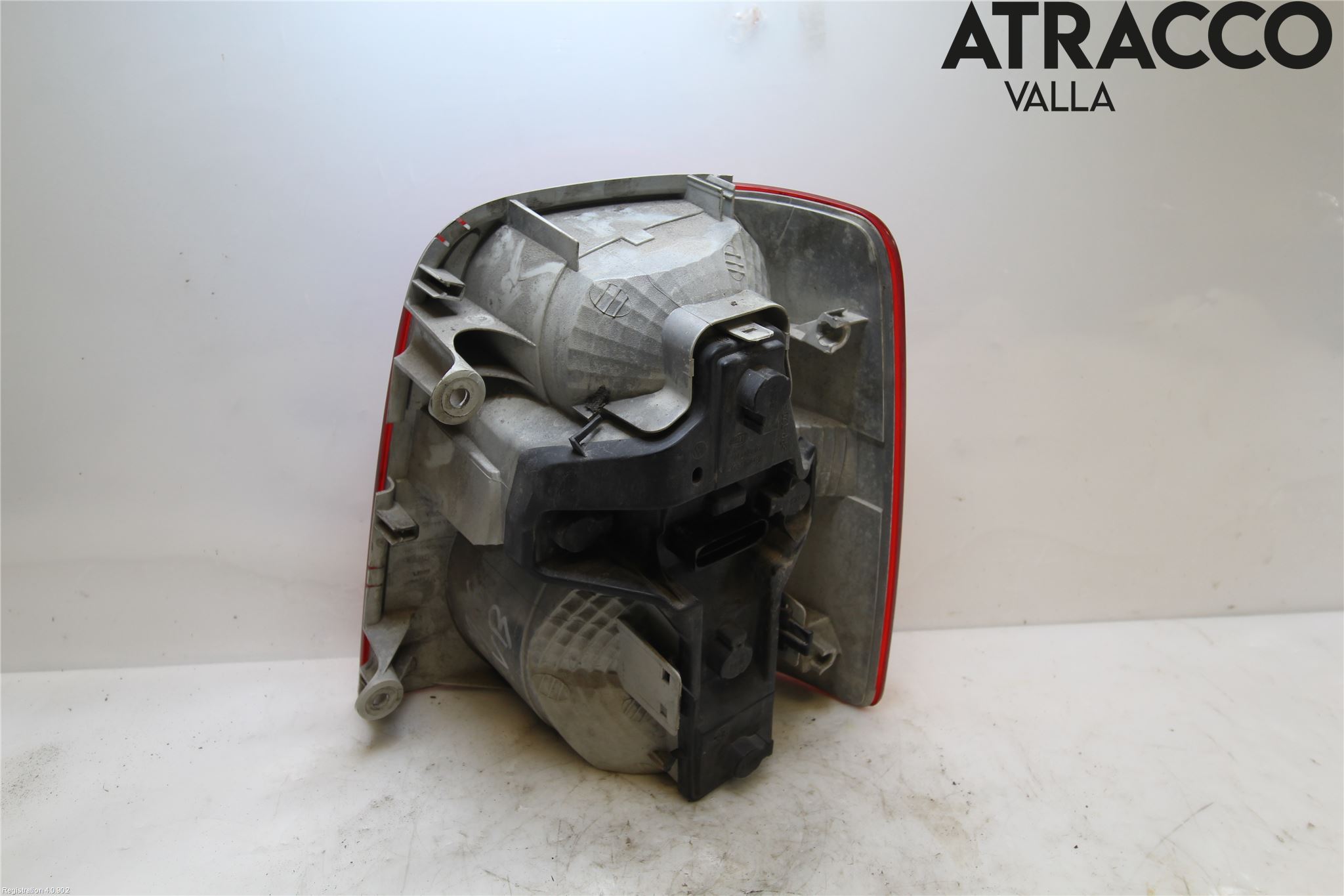 Volkswagen VW TOURAN 03-10 Baklykt Venstre