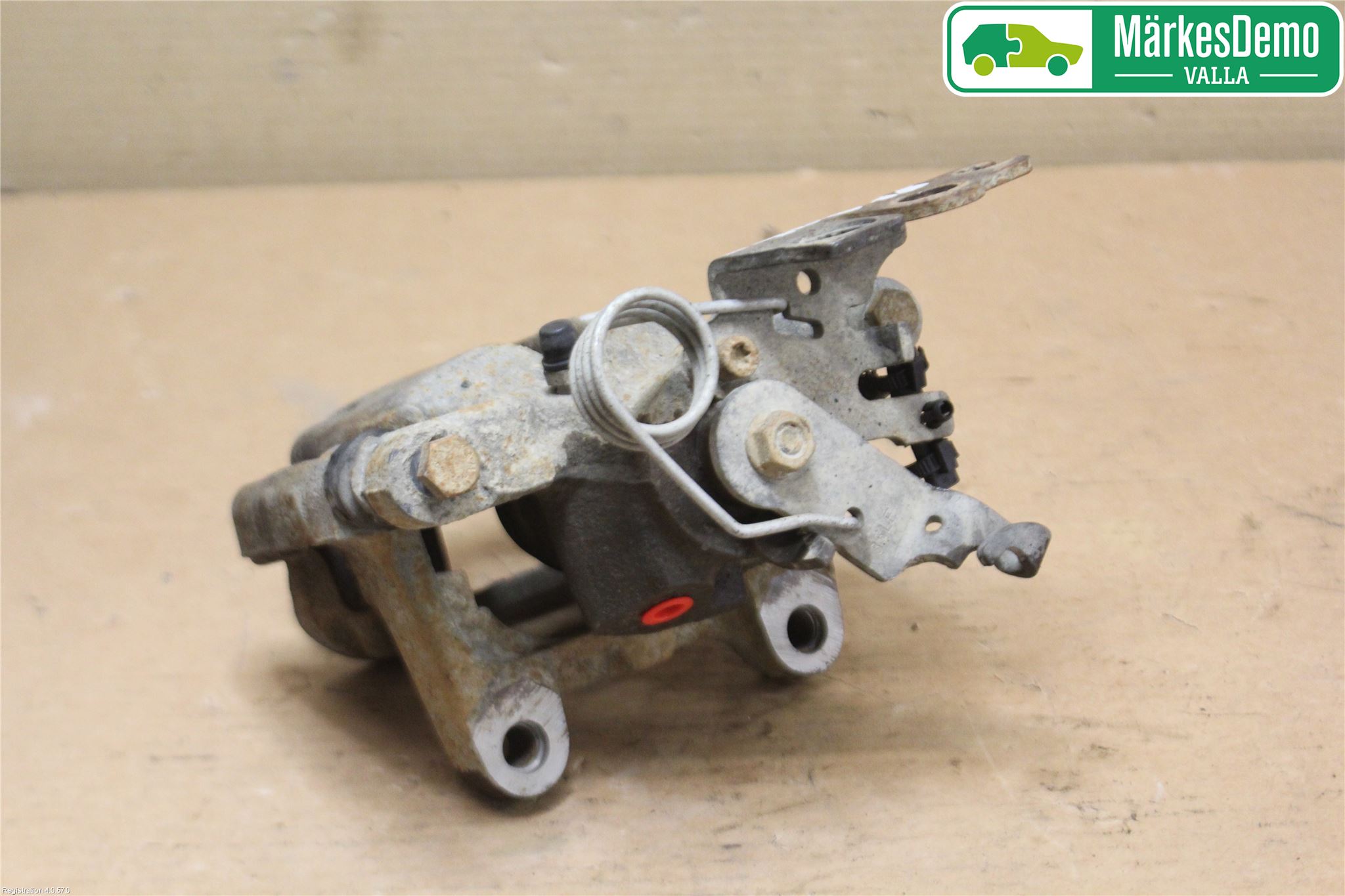 Volkswagen VW CADDY 16-20 Bremsecaliper Bak Venstre