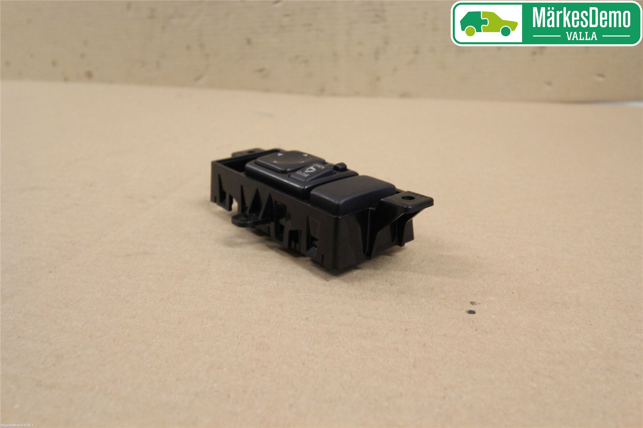 Nissan MICRA 11-16 Bryter Speil