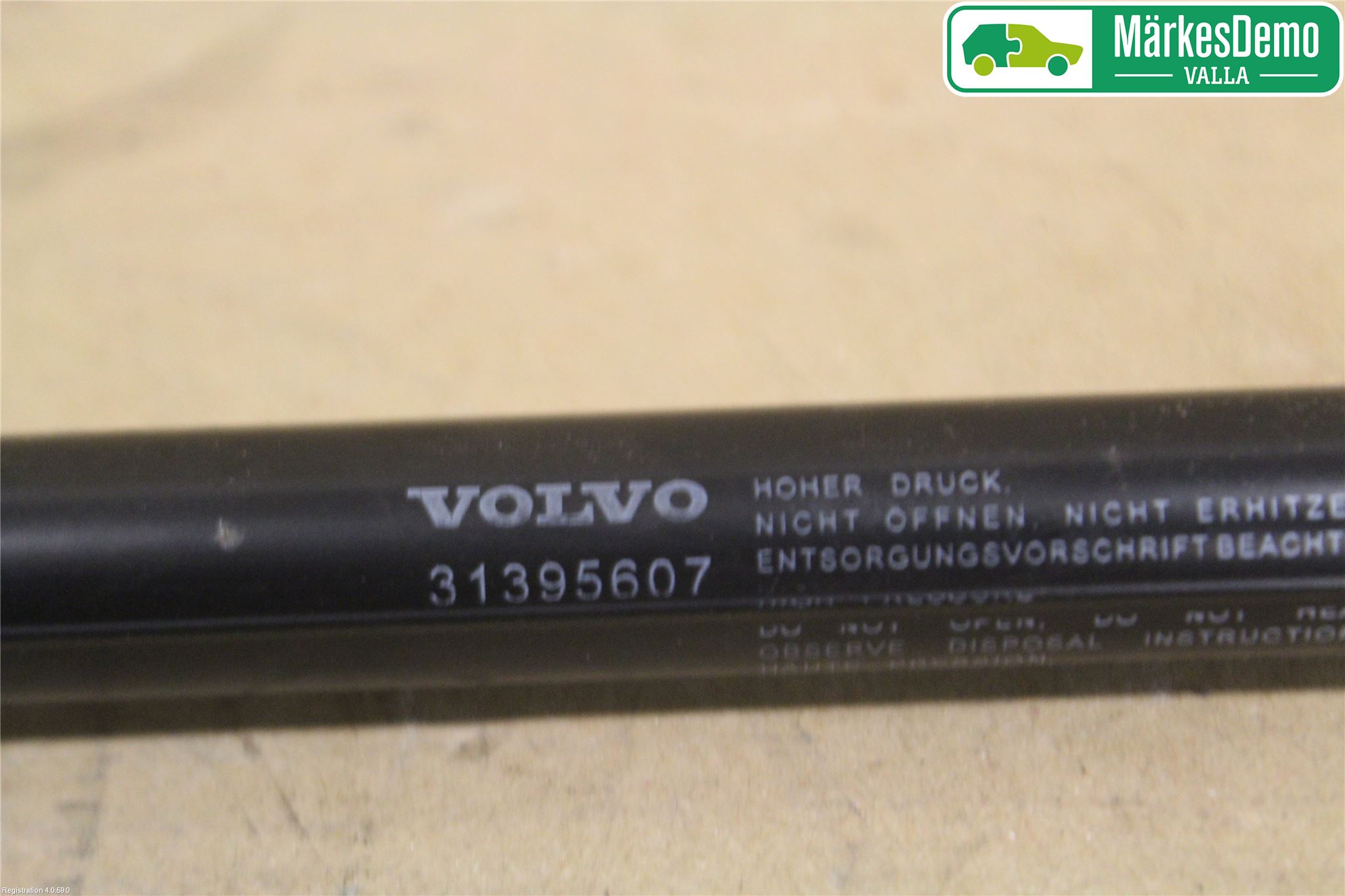 Volvo V40 12-19 Bakluke Demper-Gassfjær