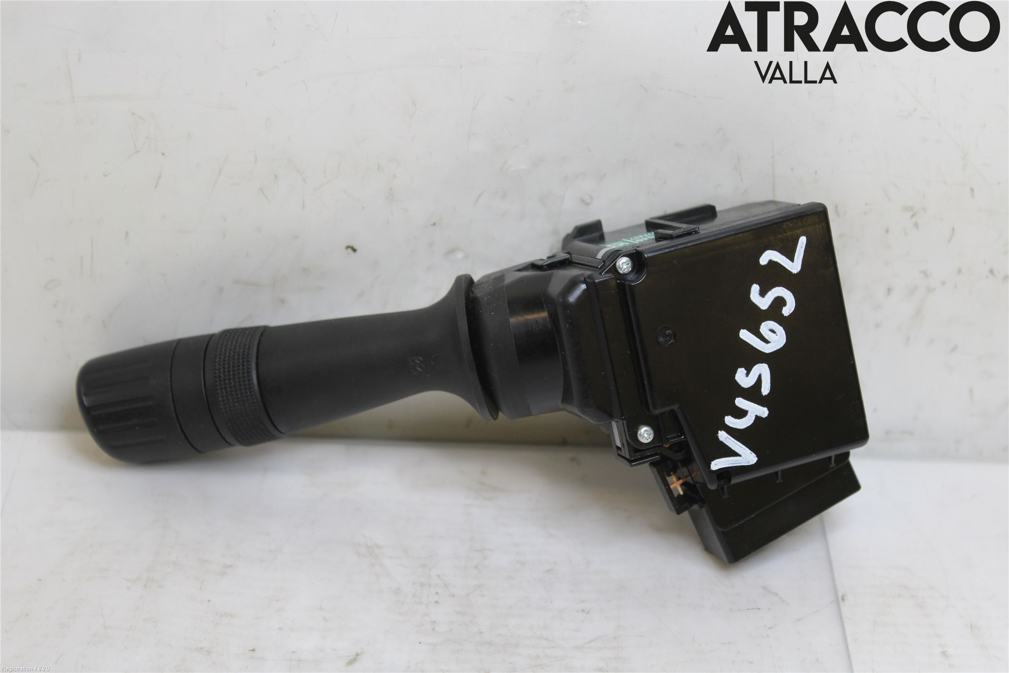 Toyota AURIS 13-19 Bryter Ratt Visker - Spyler
