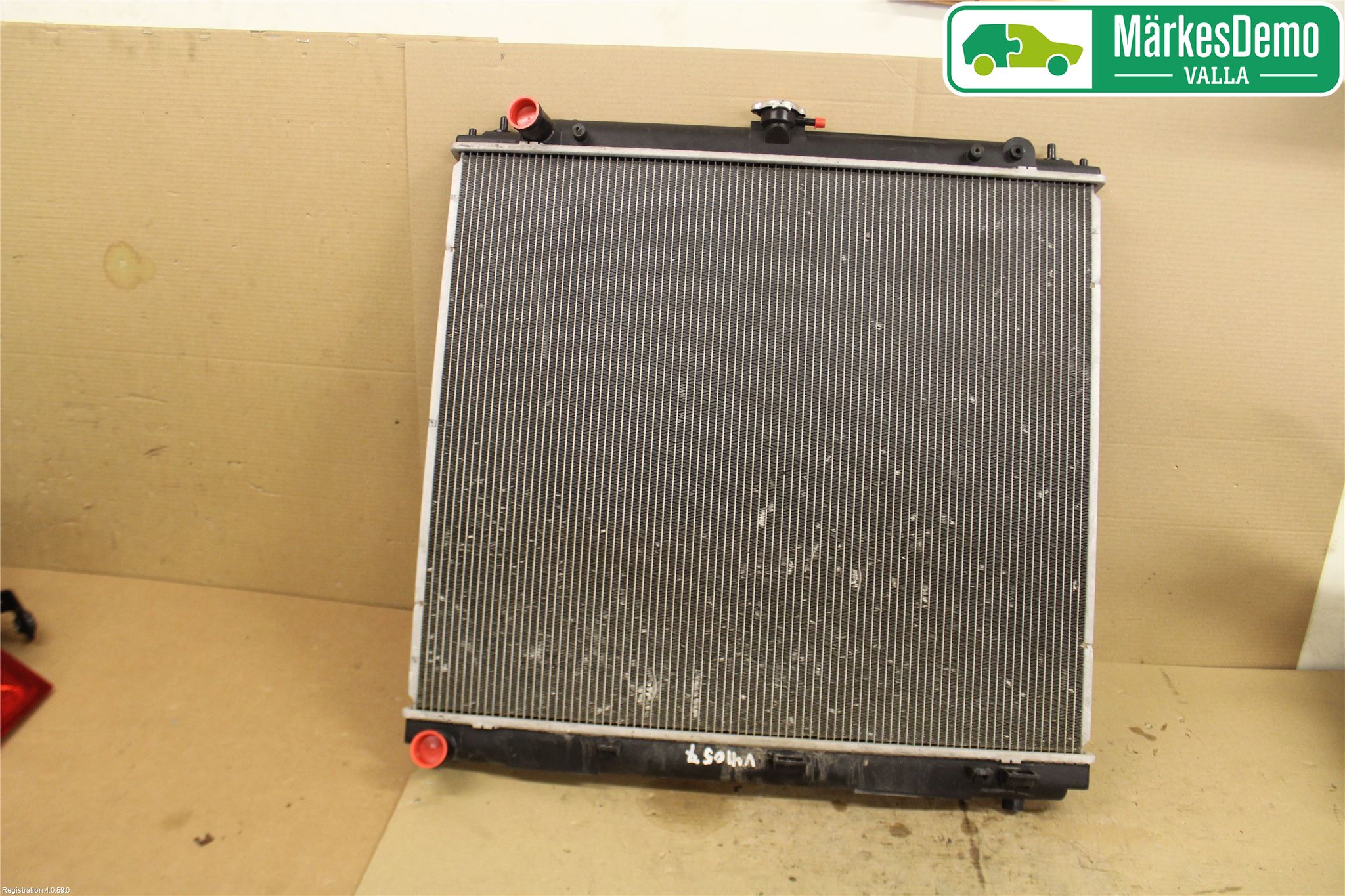 Nissan NAVARA 05-16 Radiator Manuell