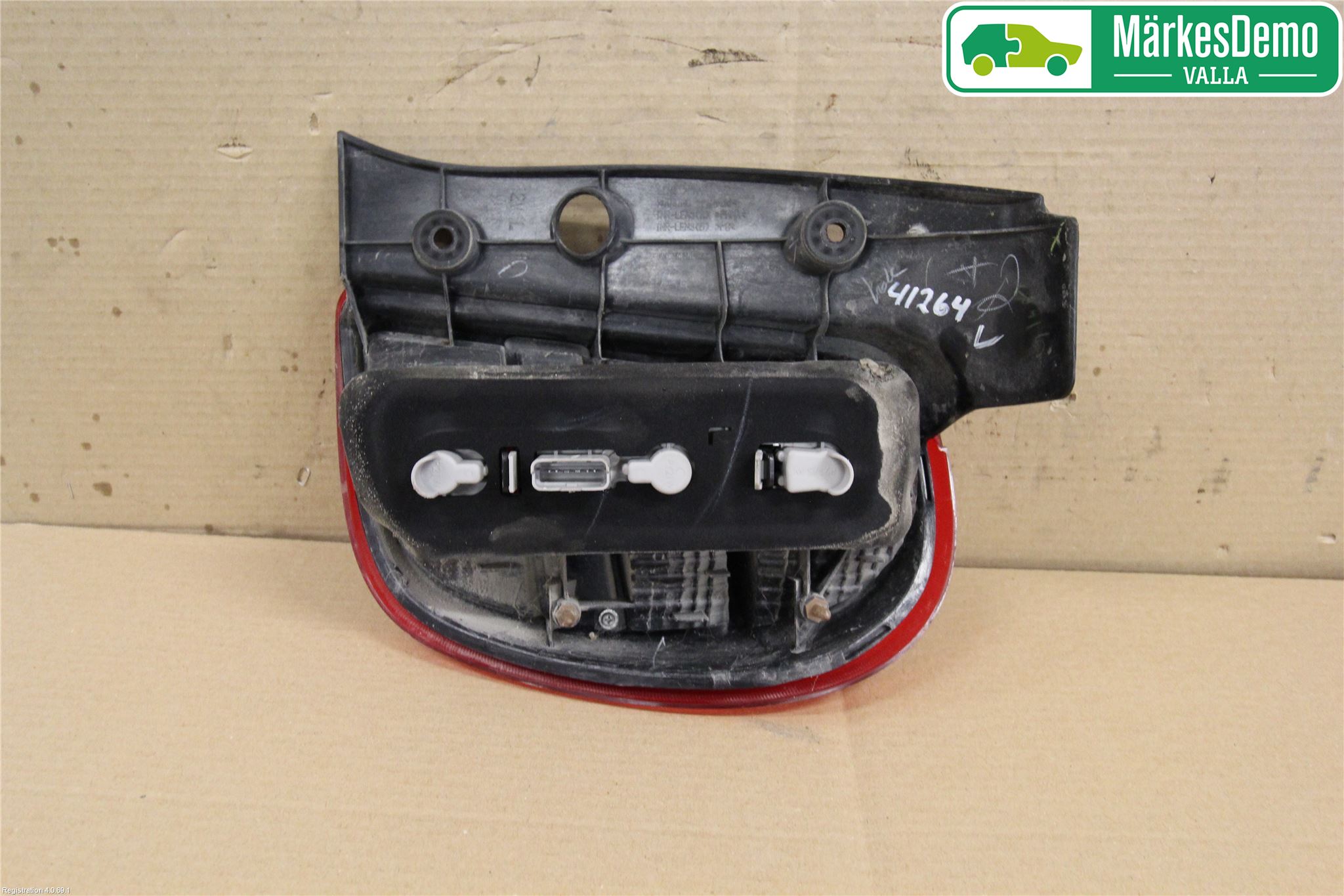 Nissan MICRA 11-16 Baklykt Venstre