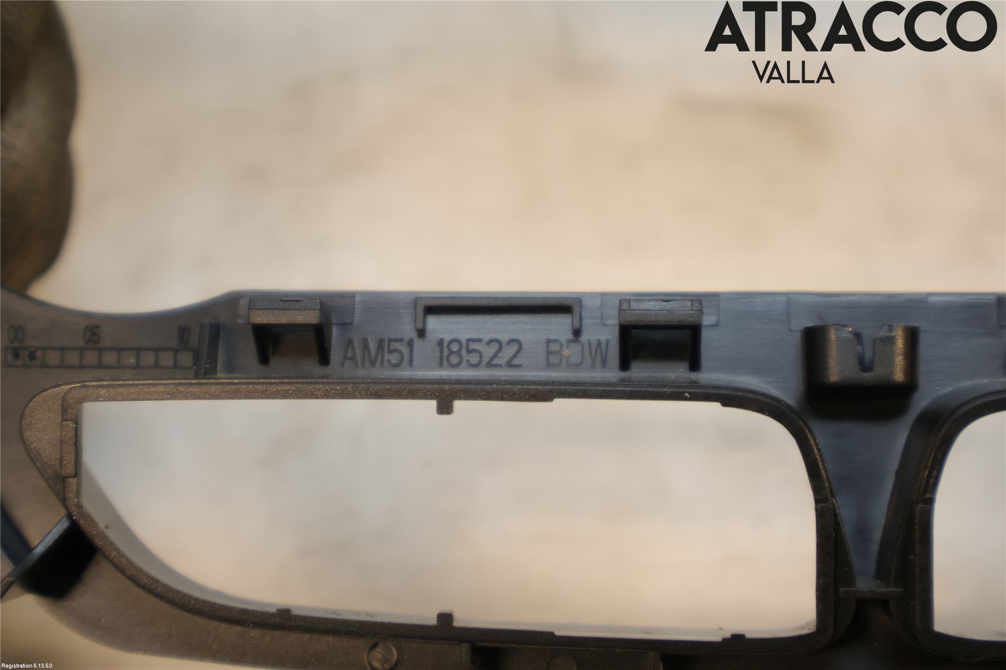 Ford KUGA 13-16 Instrument Ramme