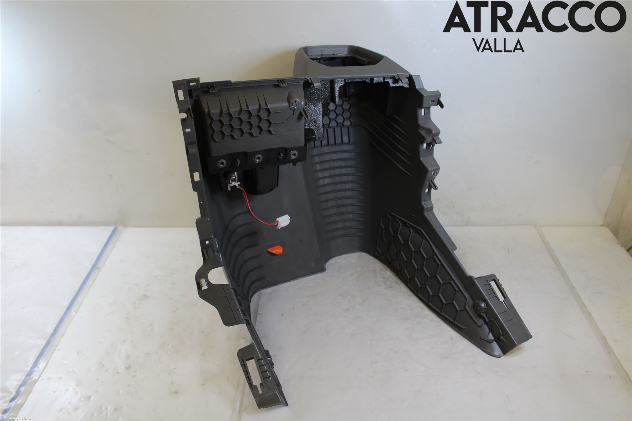 Volkswagen VW TRANSP/CARAVELLE (T6) 16-22 Innr Dashbord Sparkeplate