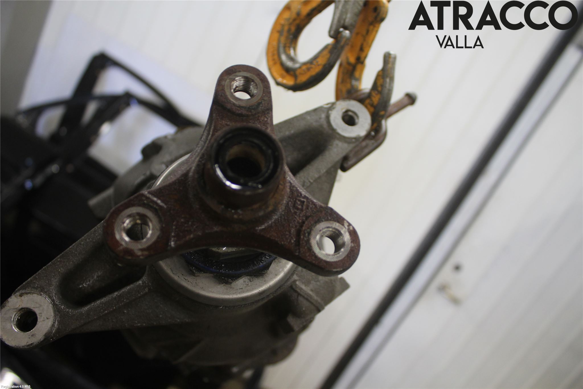 BMW 5 F10/F11/F18 09-17 Bakaksel Kardang Bak -Diff
