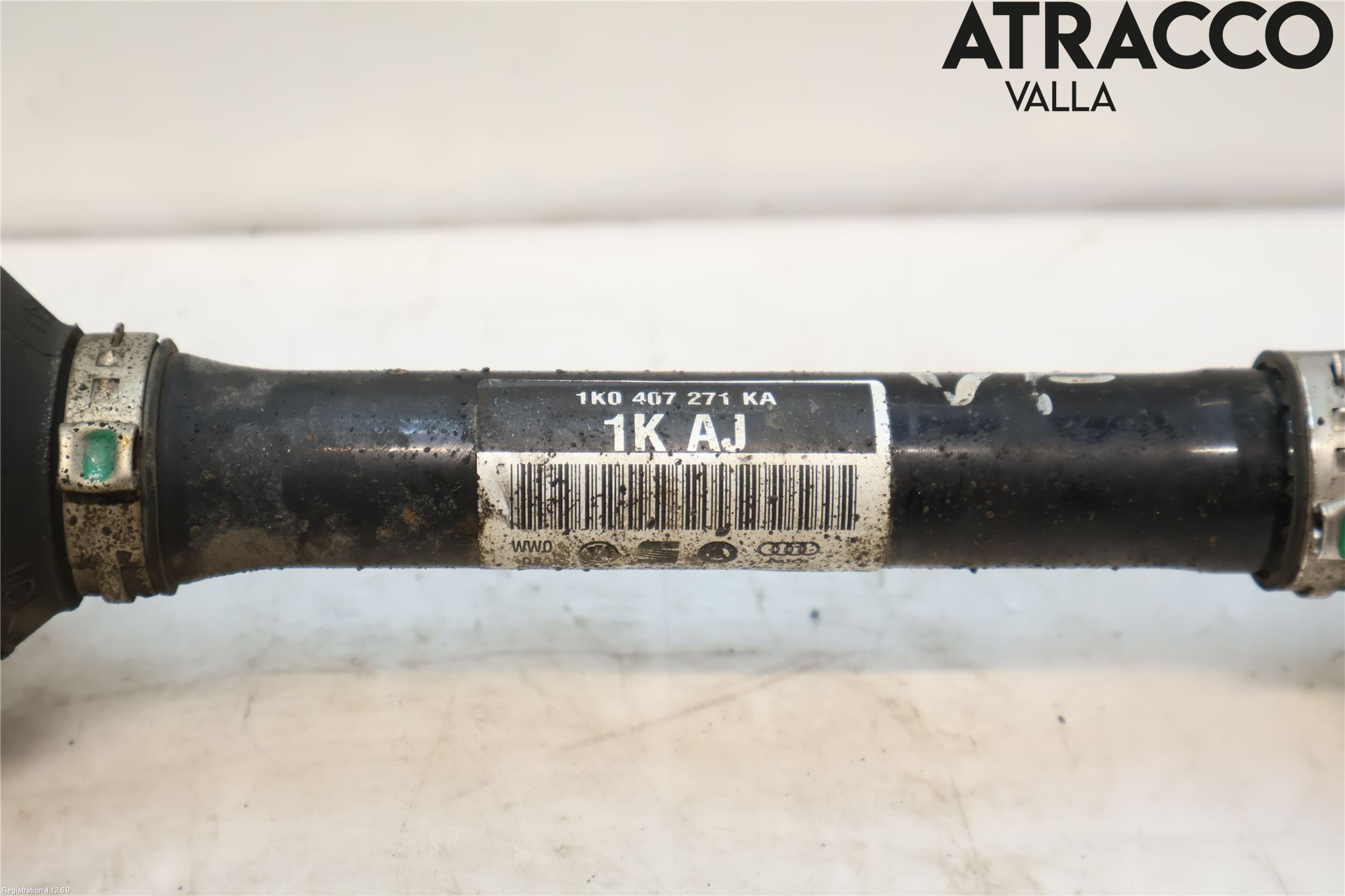 Volkswagen VW PASSAT 11-14 Drivaksel Foran Kompl Venstre