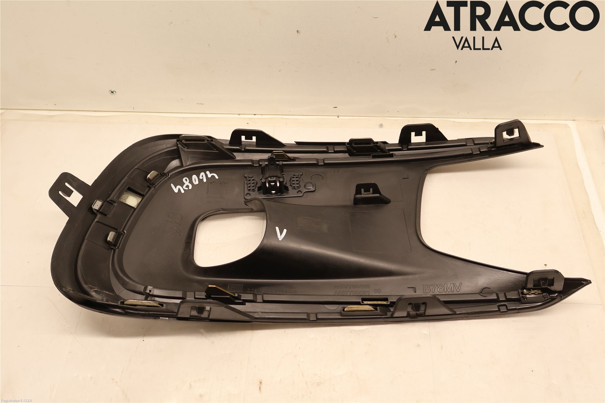 Citroen C4 GRAND PICASSO 14-18 Frontlykt Kurve-Tåkelys Ramme
