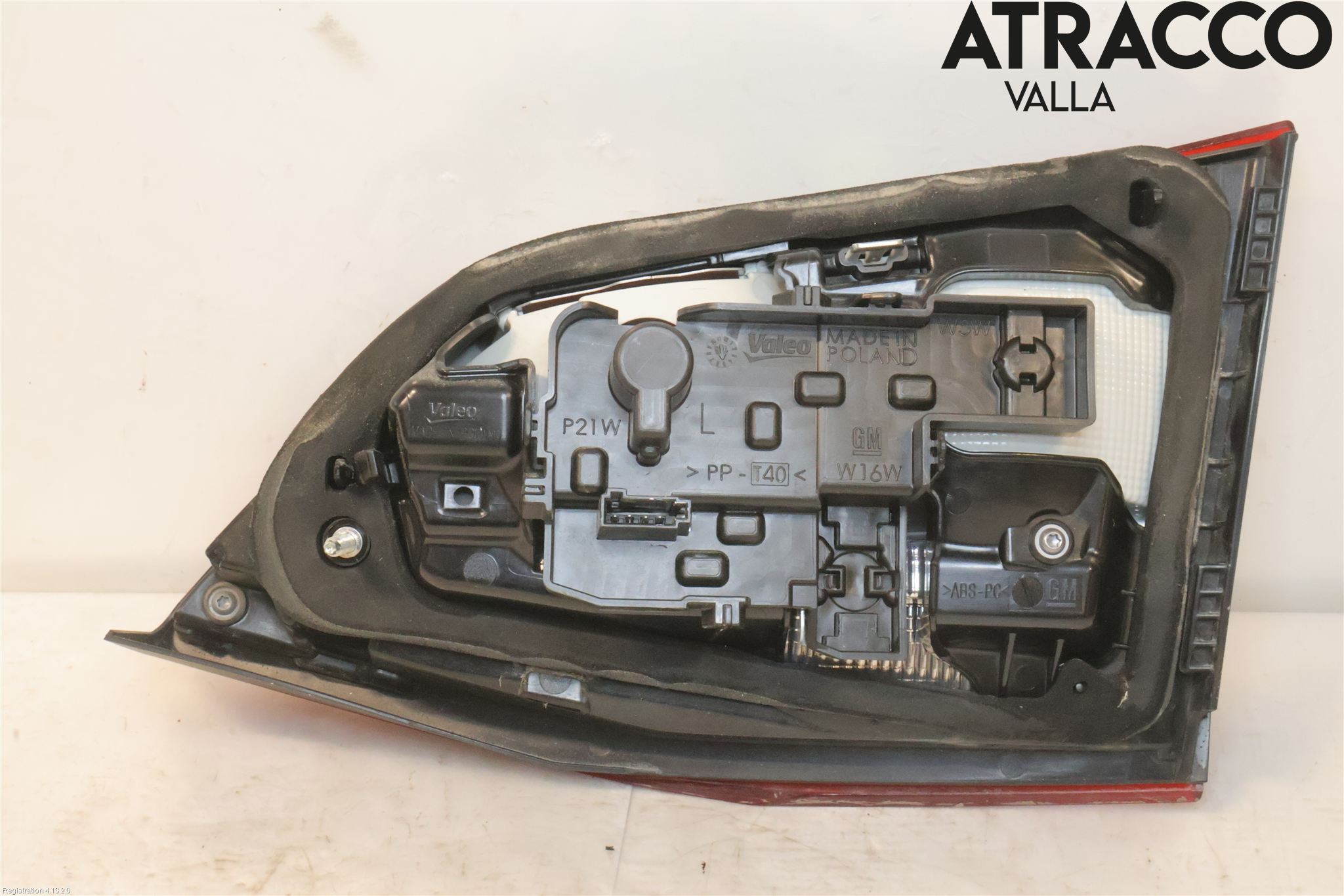 Opel ASTRA K 16-22 Baklykt Venstre  På Luke(Indre