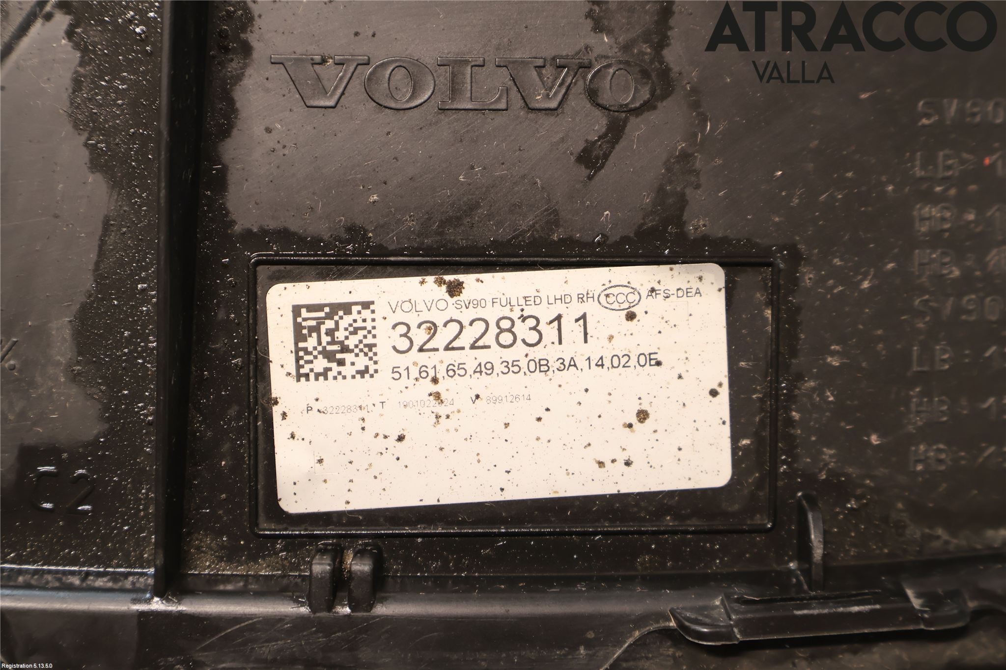 Volvo V90 17->> Frontlykt Høyre