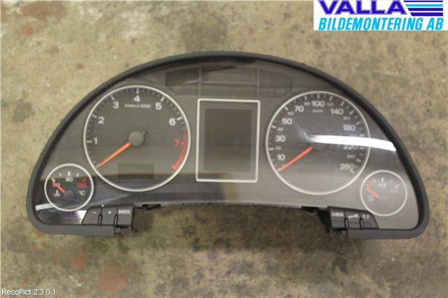 Audi A4/S4 05-07 Instr Kombinert